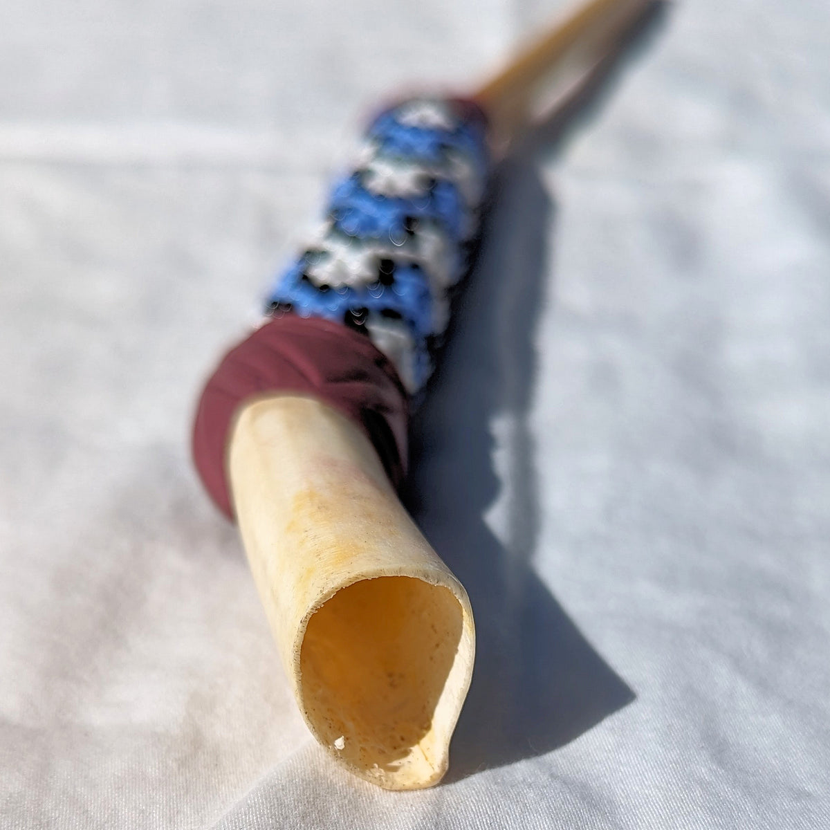 
Huni Kuin Beaded Bone Tepi Applicator Hapay
